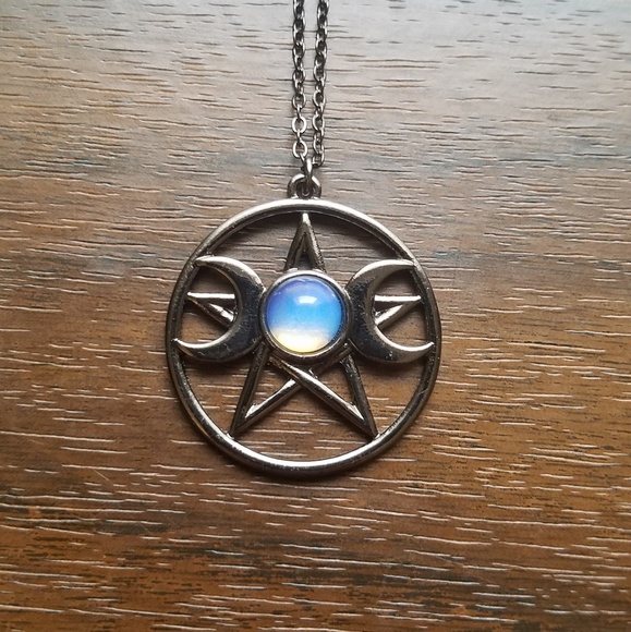 Hot Topic Jewelry - Triple moon opalite pentagram goth witchy necklace